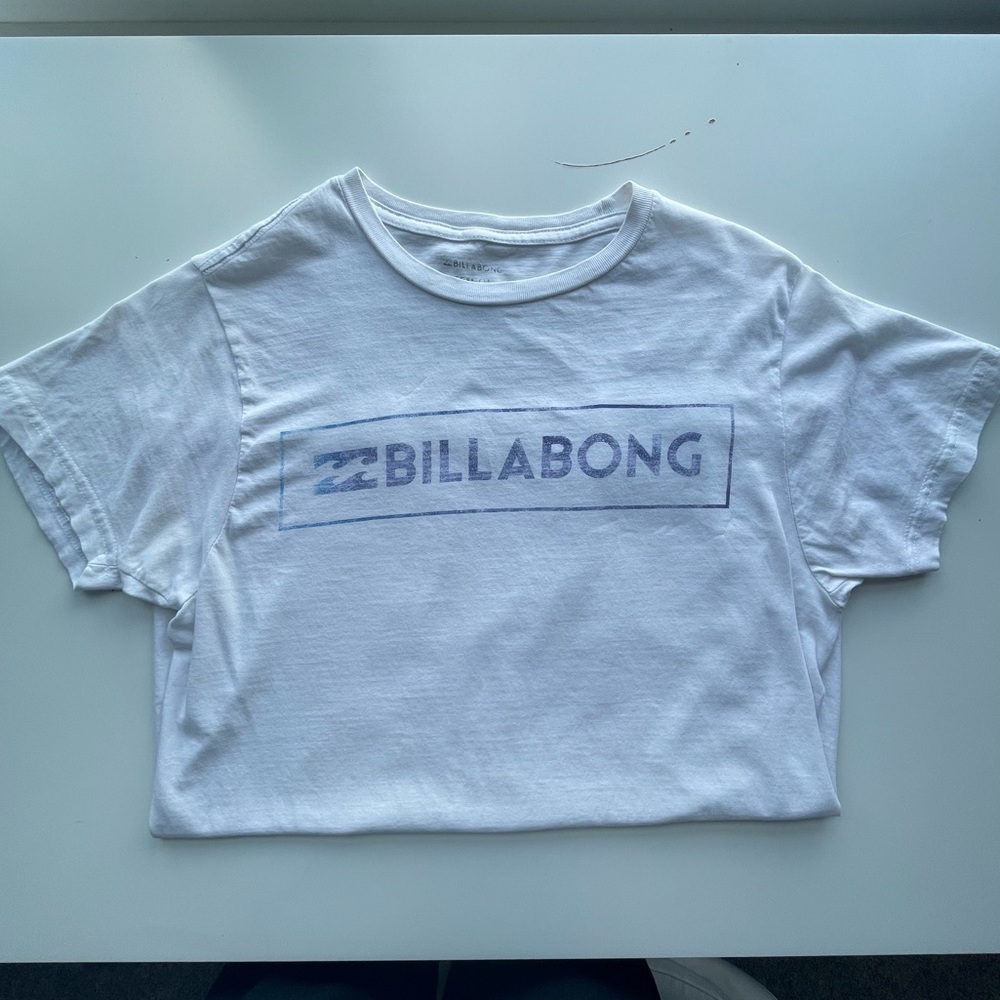 Billabong Women’s White T-Shirt